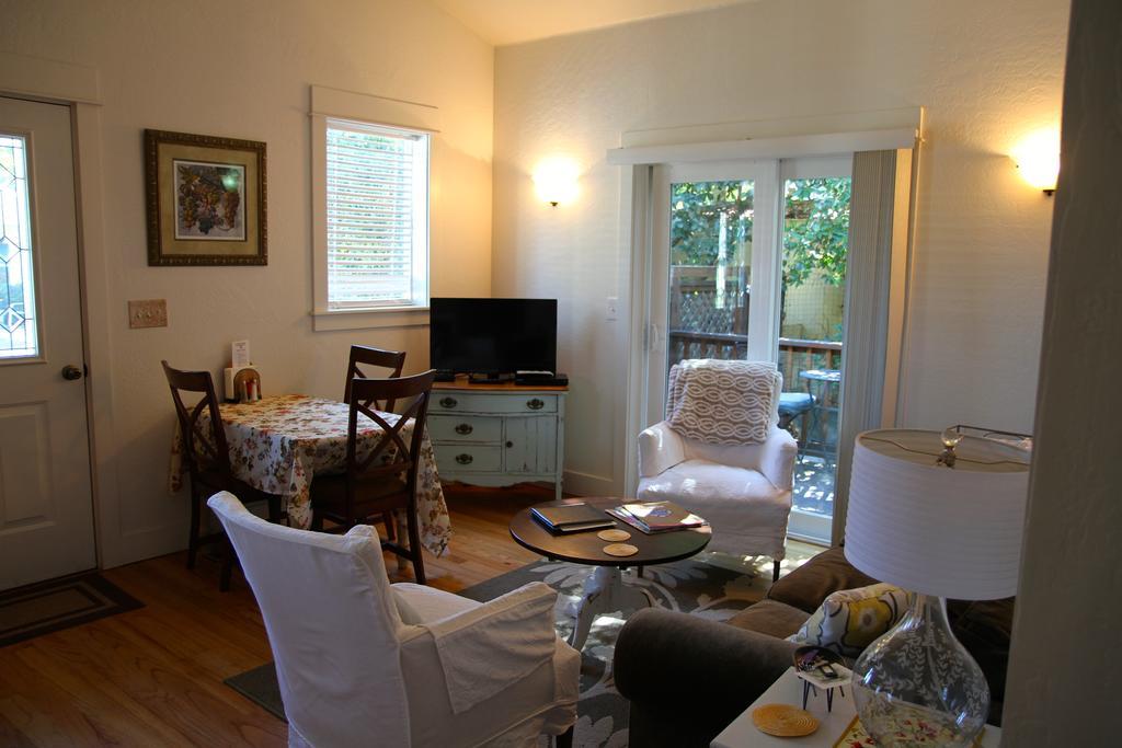 Second Street Cottages Ashland Bilik gambar